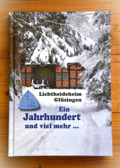 Samstag 18h, Buchvorstellung: “Ein Jahrhundert und viel mehr”